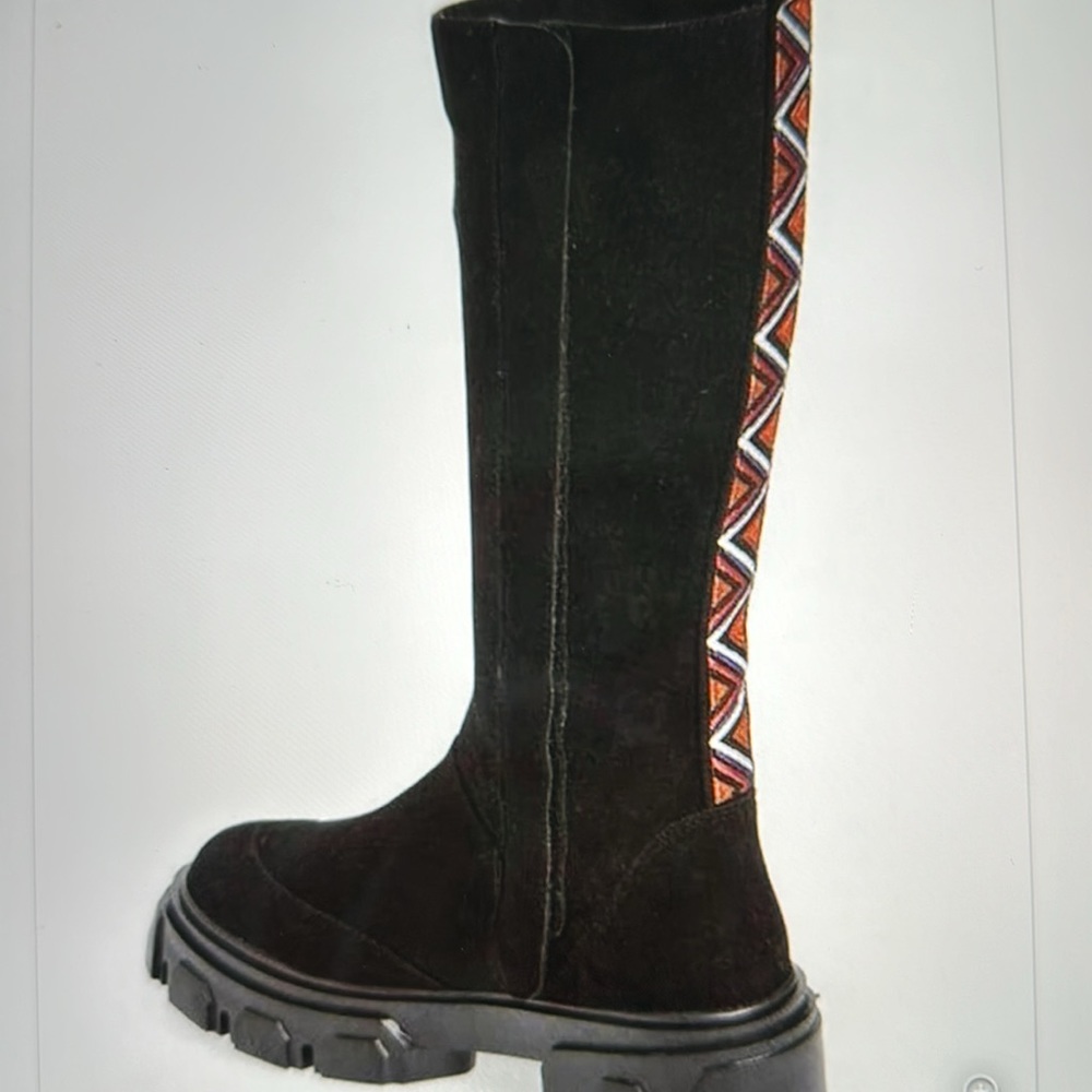 Farm Rio Lug Sole Boots - Picture 2 of 7